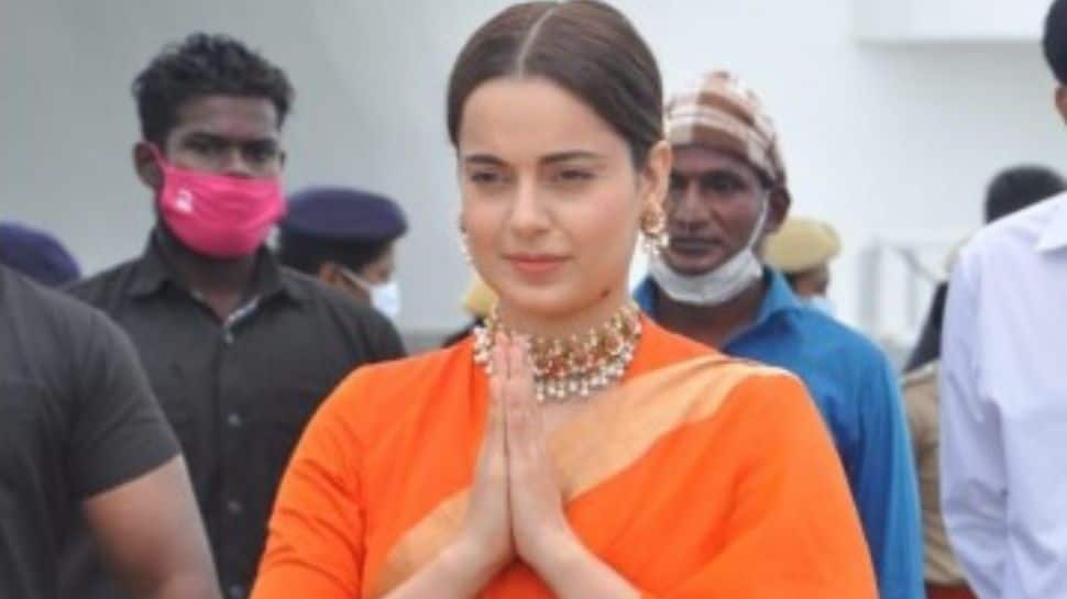 Kangana Ranaut visits J Jayalalithaa&#039;s memorial ahead of ‘Thalaivii’ release, pays heartfelt tribute – See Pics!