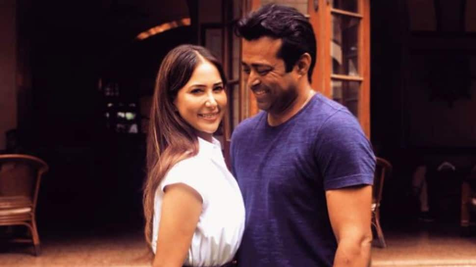 Kim Sharma makes relationship status OFFICIAL with Leander Paes, check romantic post here