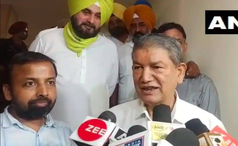Dispute between Amarinder Singh and Navjot Singh Sidhu would be good for Congress, says Harish Rawat