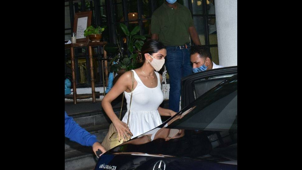 Hrithik, Deepika spotted!