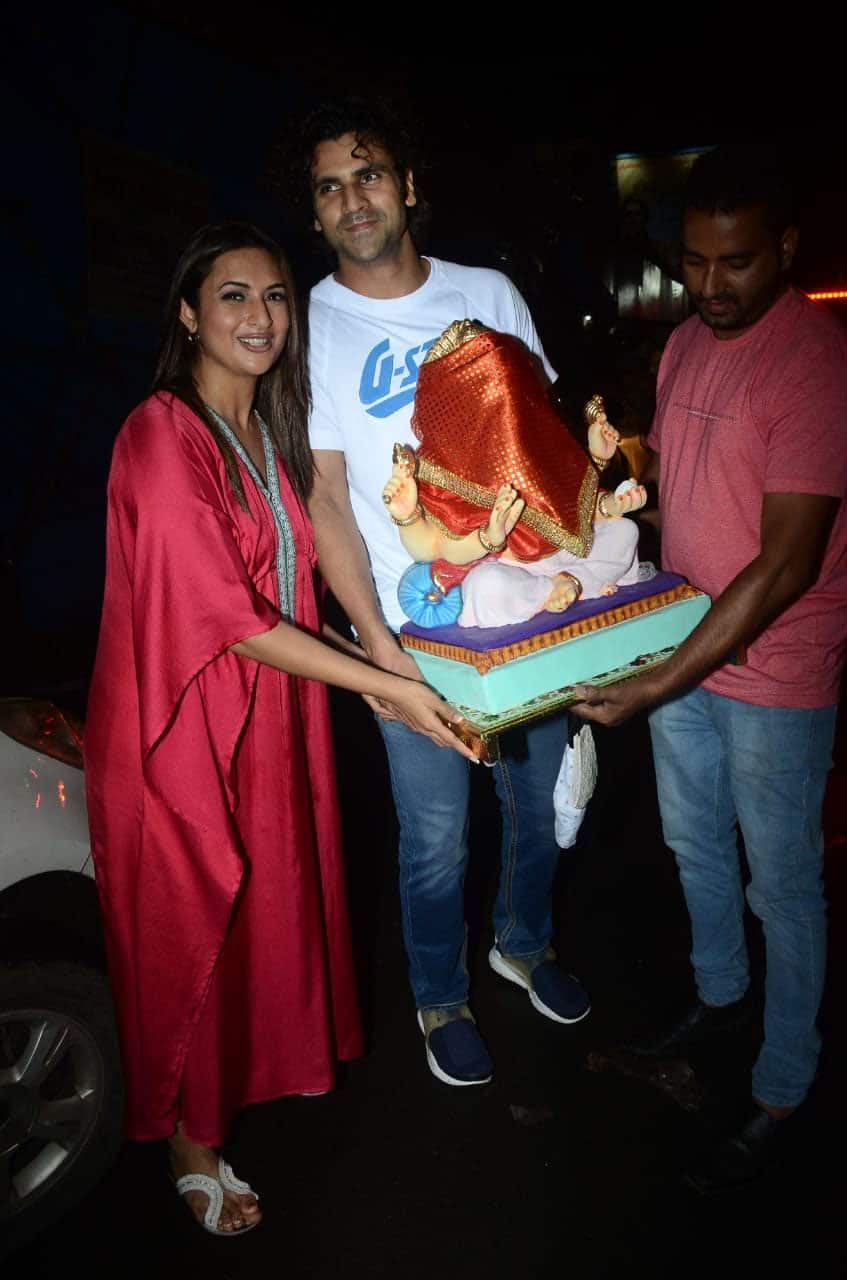 Divyanka Tripathi happy to see her Bappa idol