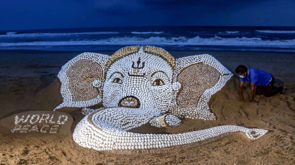 Sea shells and trees: Paying tribute to nature via Lord Ganesh in Odisha