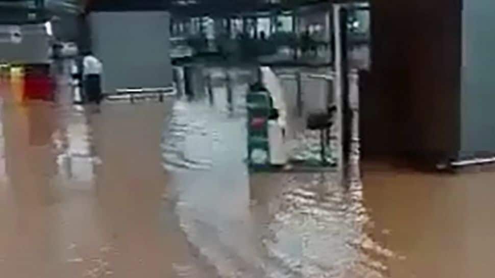 Delhi airport inundated