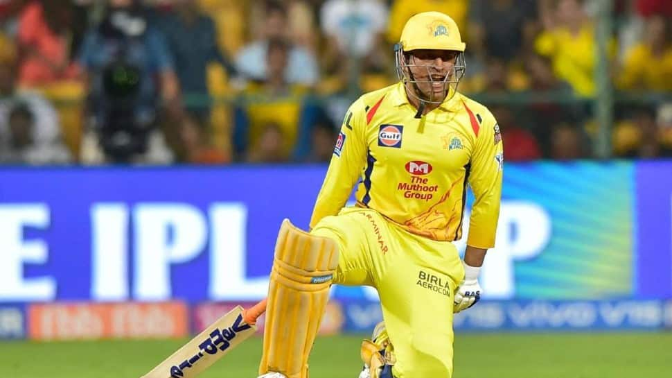 IPL 2021: CSK skipper MS Dhoni sends WARNING to Mumbai Indians with crazy hitting in practice game – WATCH