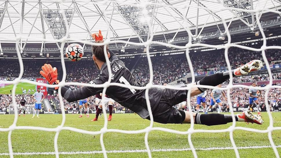 Classy Chelsea crush Tottenham, David de Gea saves Manchester United against West Ham