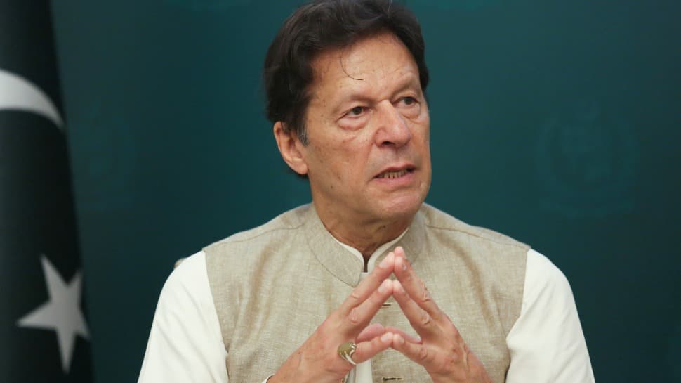 Imran Khan rakes up Kashmir issue at UNGA, India hits back, calls upon Pakistan to 'immediately vacate PoK'