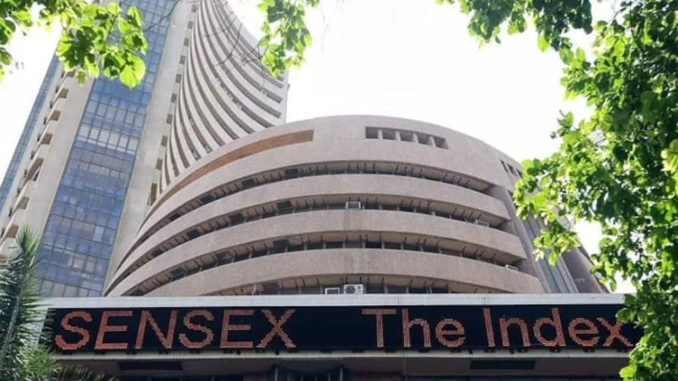 Sensex hits record high, crosses 60,000 mark, Nifty tops 17,900; HDFC, SBI top gainers