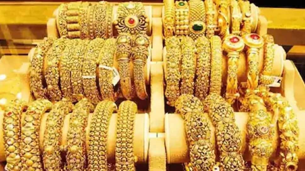 Gold Price Today, 27 September: Gold rate stands at Rs 46,240 per 10 gm, check prices in your city