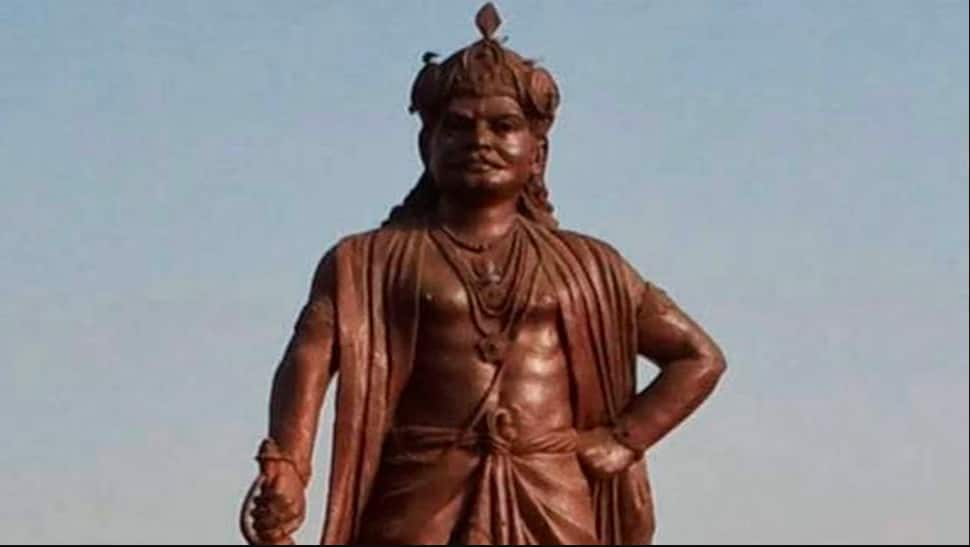 FIR registered against unidentified people for painting plaque of King Mihir Bhoj statue black