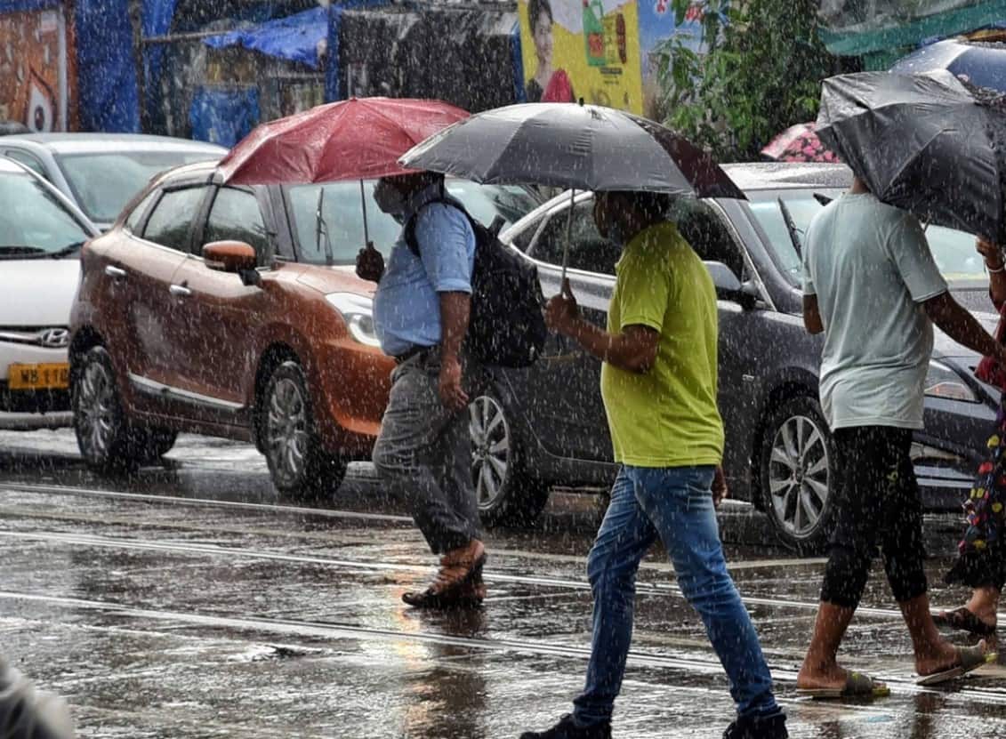 Heavy to very heavy rainfall over Gujarat 