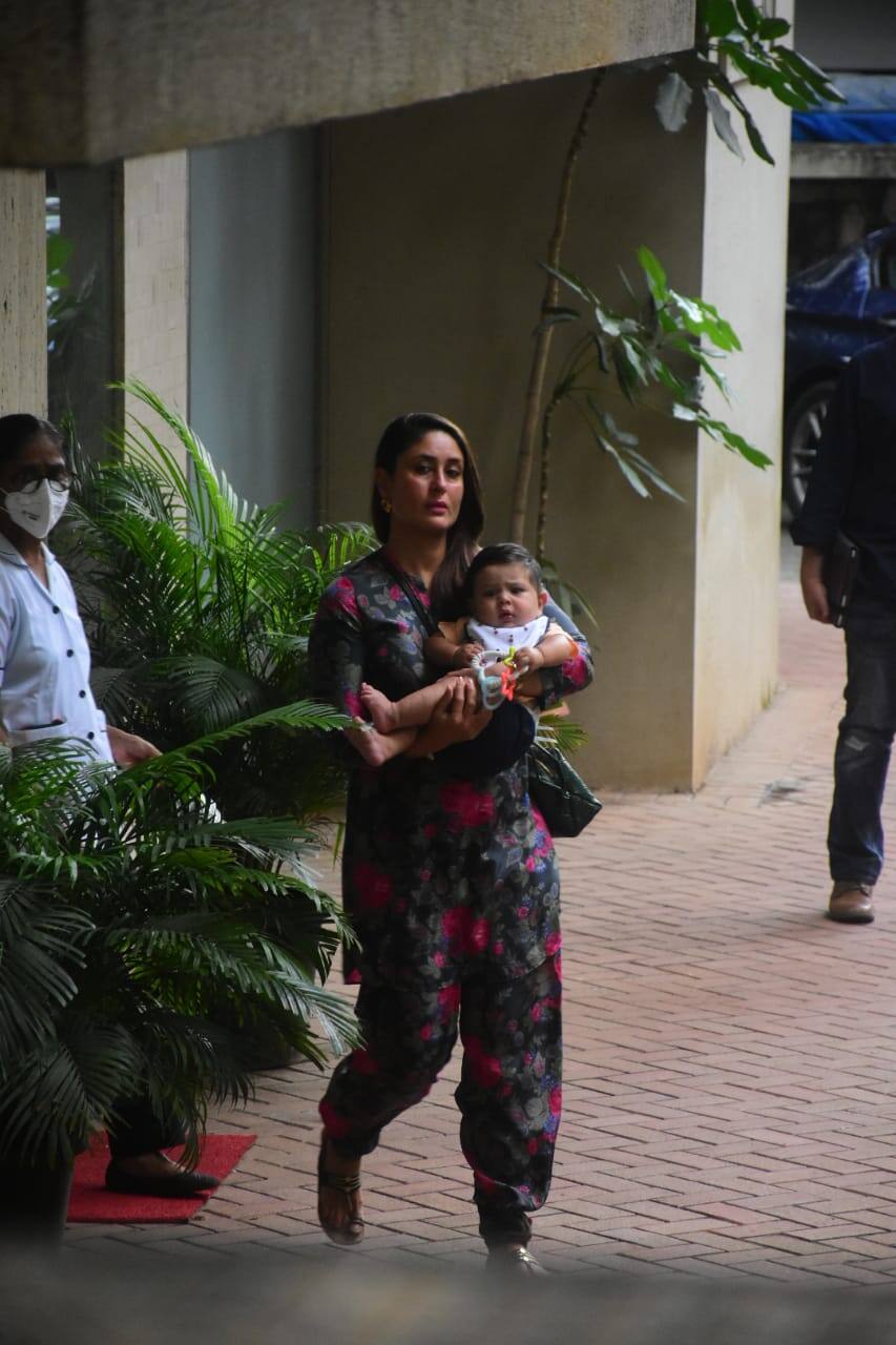 Kareena Kapoor along with Jeh leaves for Inaaya's birthday party