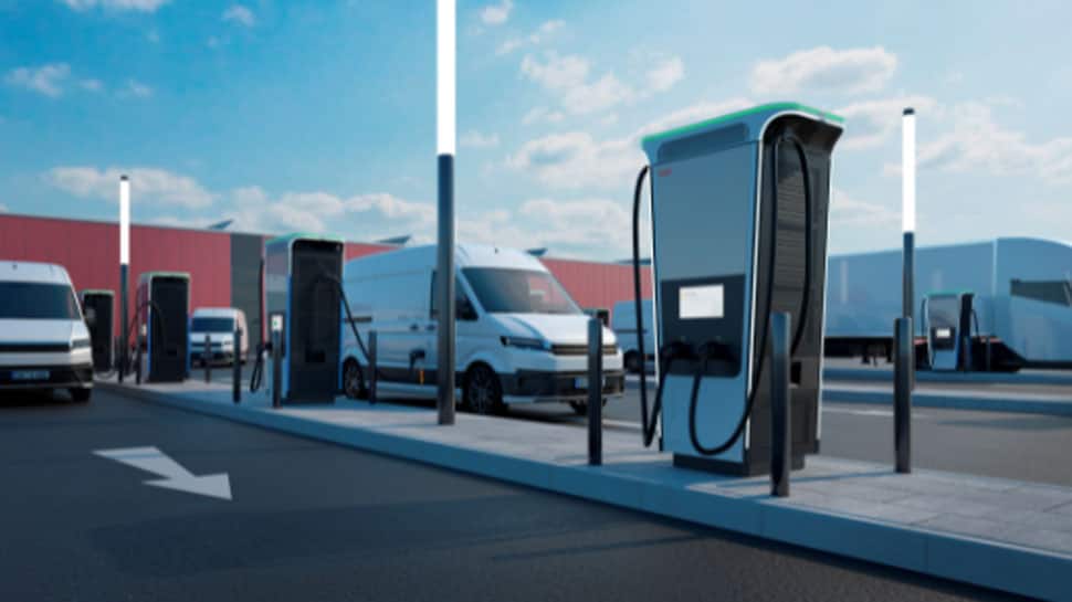 ABB launches world's fastest charger! Can charge up to four vehicles at once, fully charge any electric car within 15 minutes