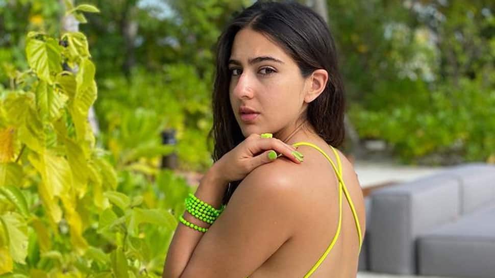Sara Ali Khan dons a black plunging neckline bodycon in this sunkissed photoshoot!