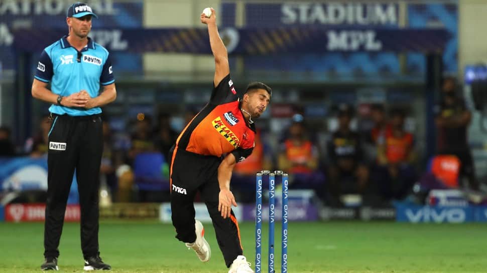 IPL 2021: SRH paceman Umran Malik gets emotional after message from family, watch