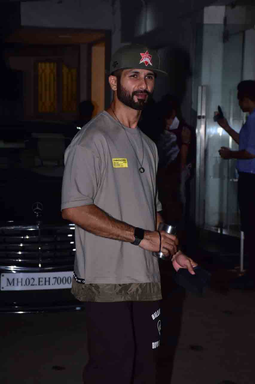 Shahid Kapoor at Jersey screening