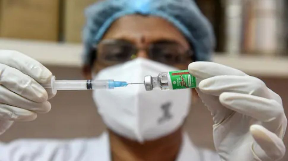 Maharashtra to vaccinate 15 lakh people daily under ‘Mission Kavach Kundal’ from today Maharashtra to vaccinate 15 lakh people daily under ‘Mission Kavach Kundal’ from today