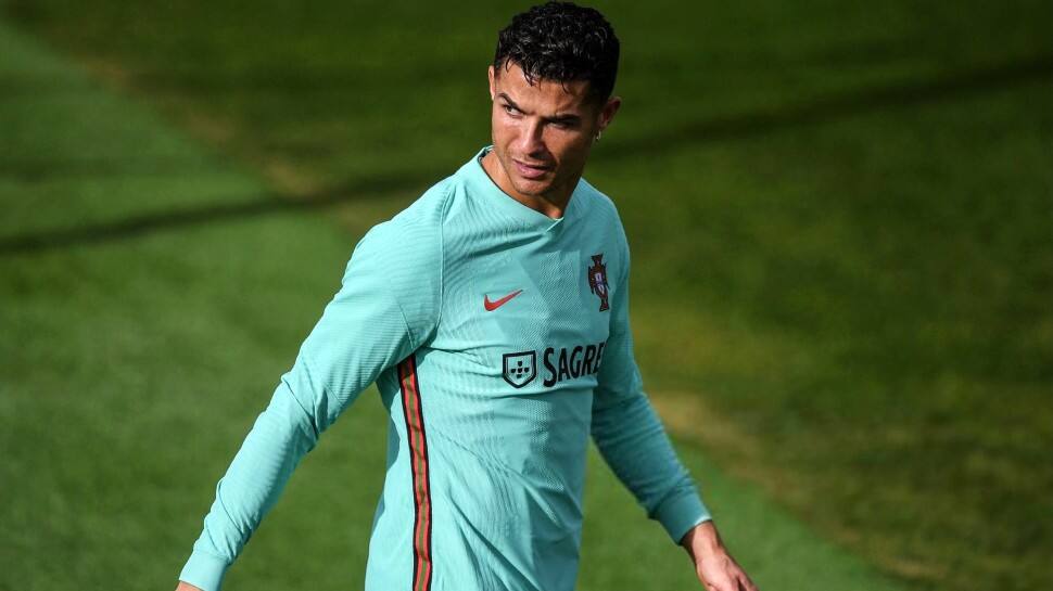 US judge orders dismissal of rape case against Cristiano Ronaldo