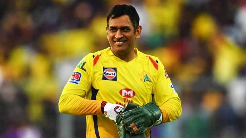 Chennai Super Kings skipper and former India captain MS Dhoni also has a salary of Rs 15 crore. (Source: Twitter)