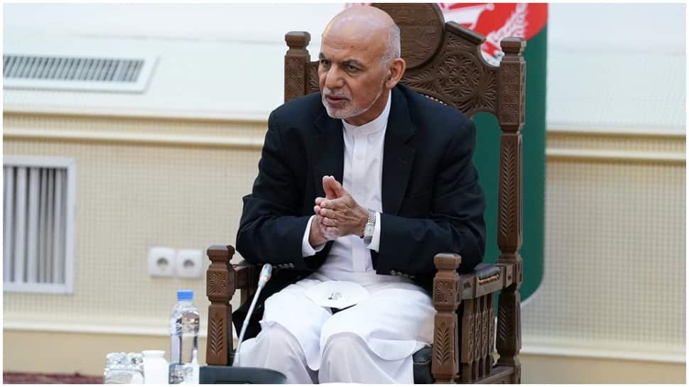 Ashraf Ghani's bodyguard claims he saw Afghan president escaping with millions of dollars