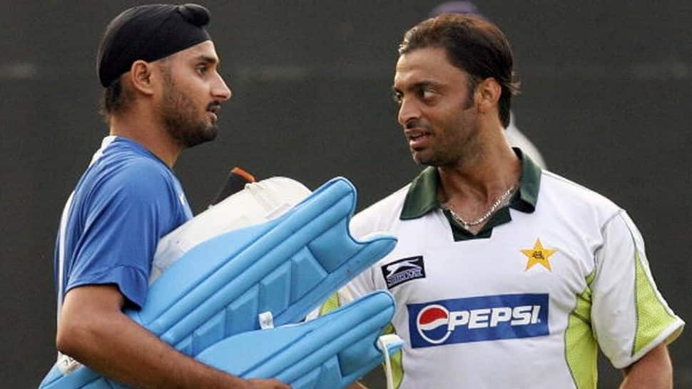 India vs Pakistan T20 World Cup 2021: Harbhajan Singh tells Shoaib Akhtar, ‘Pakistan should give walkover to India’