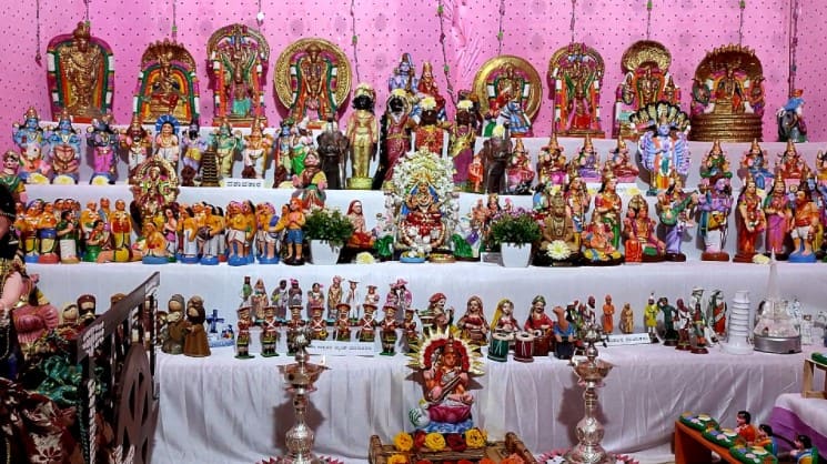 A beautiful toy exhibition on Dussehra in Hubli