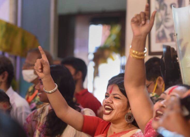 Married women dance during 'Sindoor Khela' on last day of Durga Puja