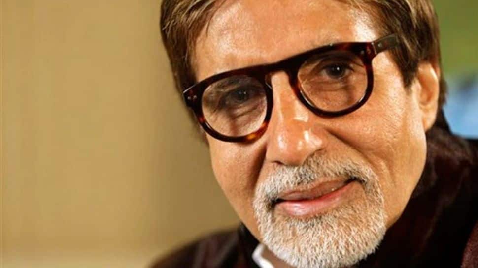 Amitabh Bachchan corrected by fan for misspelling Dussehra, latter says &#039;at least be meticulous about spelling&#039;