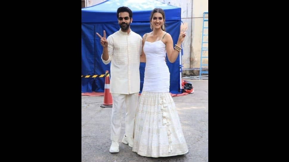 Kriti and Rajkummar's OOTD!