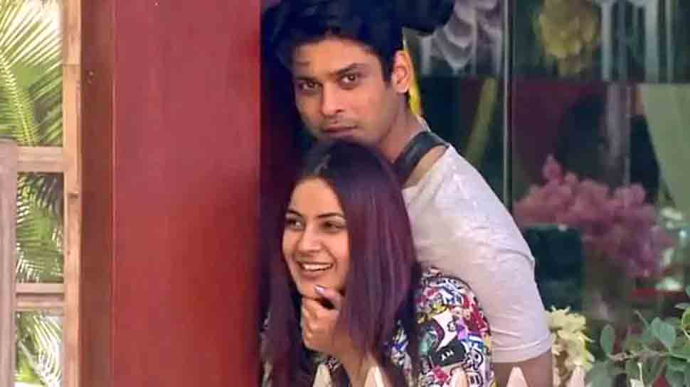 Shehnaaz Gill indirectly calls Sidharth Shukla her hero during Honsla Rakh promotions 