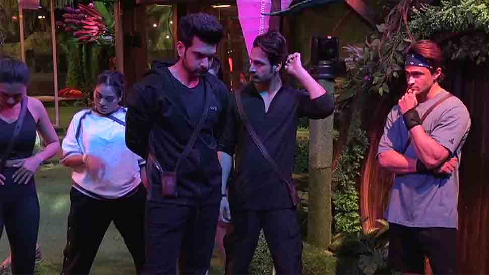 Bigg Boss 15 written updates Day 19: Karan Kundrra, Pratik Sehajpal get into physical brawl