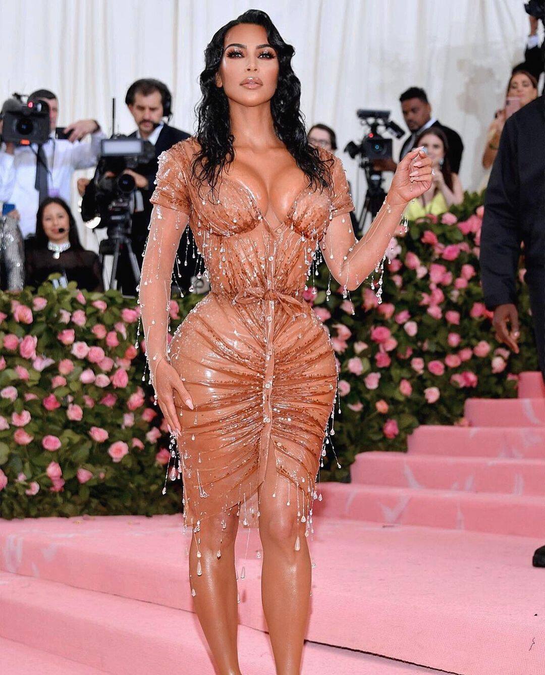 Kim Kardashian wore a super tight dress in skin colour