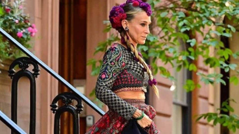 Sex and the City actress Sarah Jessica Parker slays in red lehenga, chequered blouse!