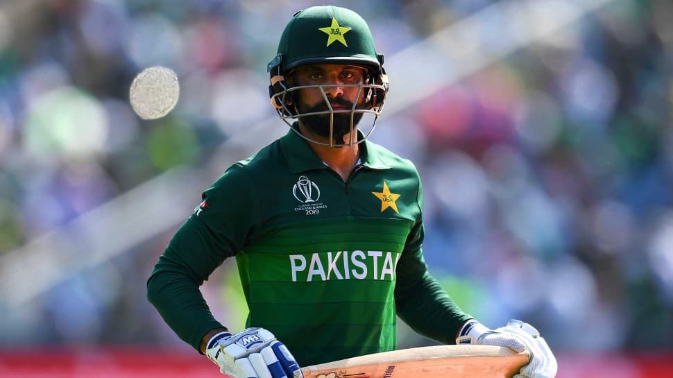 Pakistan all-rounder Mohammad Hafeez has 156 runs in 7 matches. He has a strike-rate of 118.18, which is also on the lower side and averages 26.00 and has two half-centuries against India. (Source: Twitter)