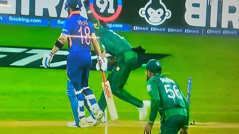 India-Pakistan T20 World Cup 2021: &#039;Umpire is sleeping,&#039; Twitter fumes after Shaheen Afridi dismisses KL Rahul