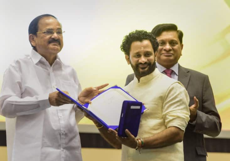 Resul Pookutty receives award