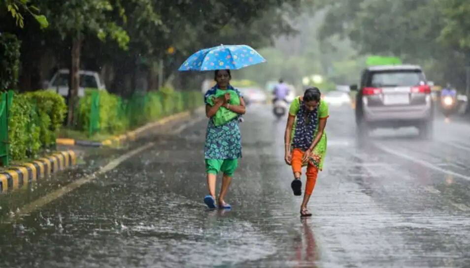 Record rainfall in Delhi