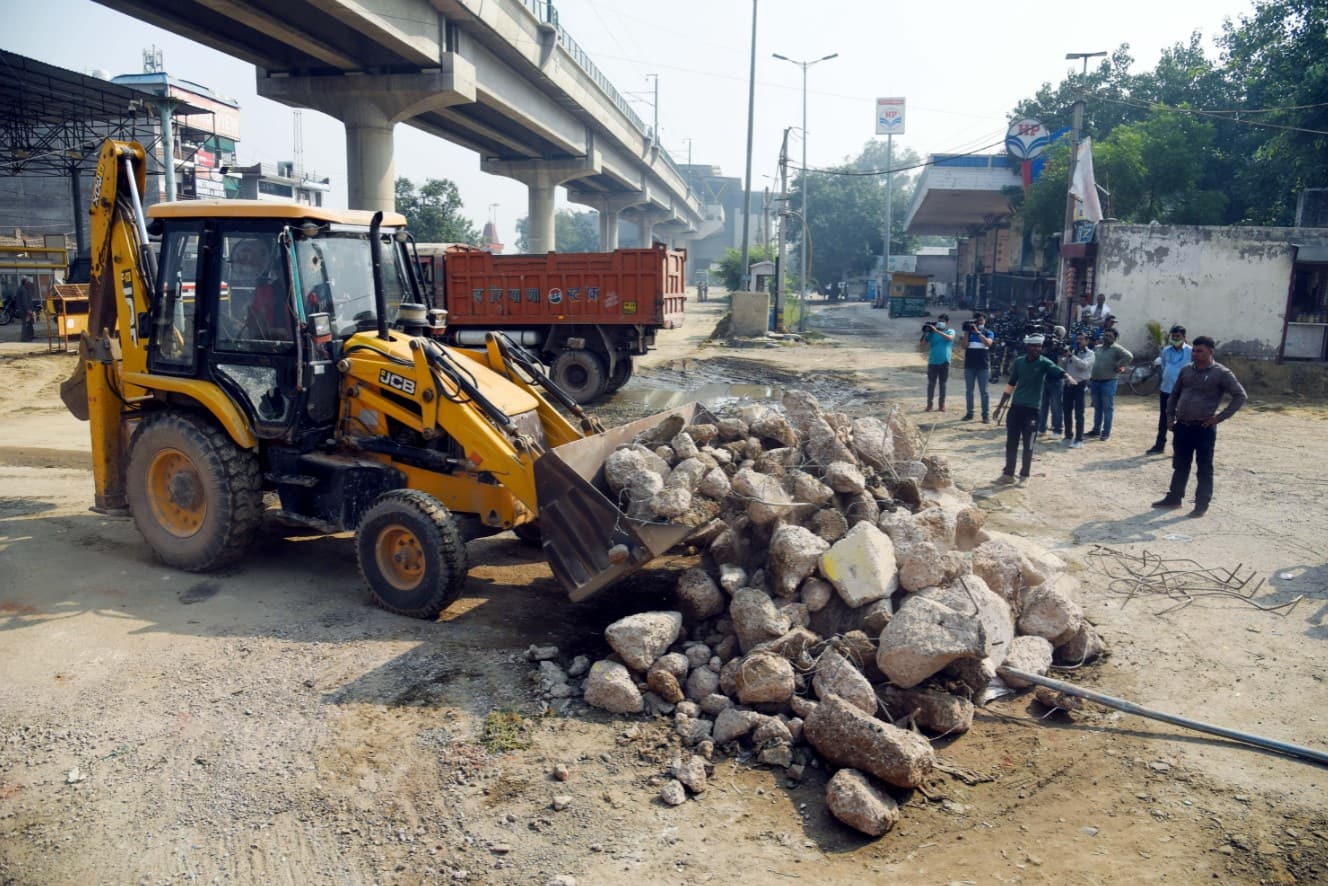 Road at Tikri border connecting Delhi to Haryana reopens