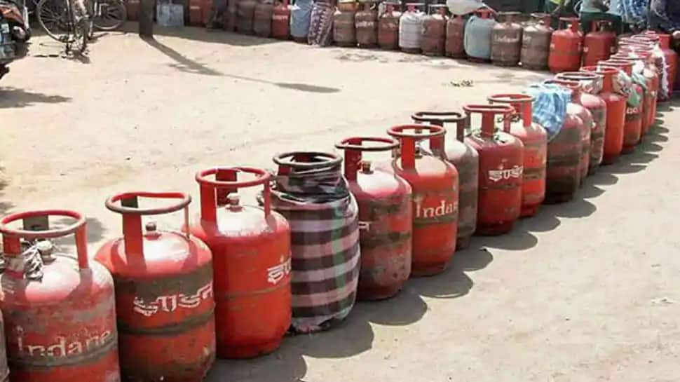 LPG cylinder prices November 1, 2021: LPG gas becomes costlier by Rs 266, check out how much you need to pay for a cylinder