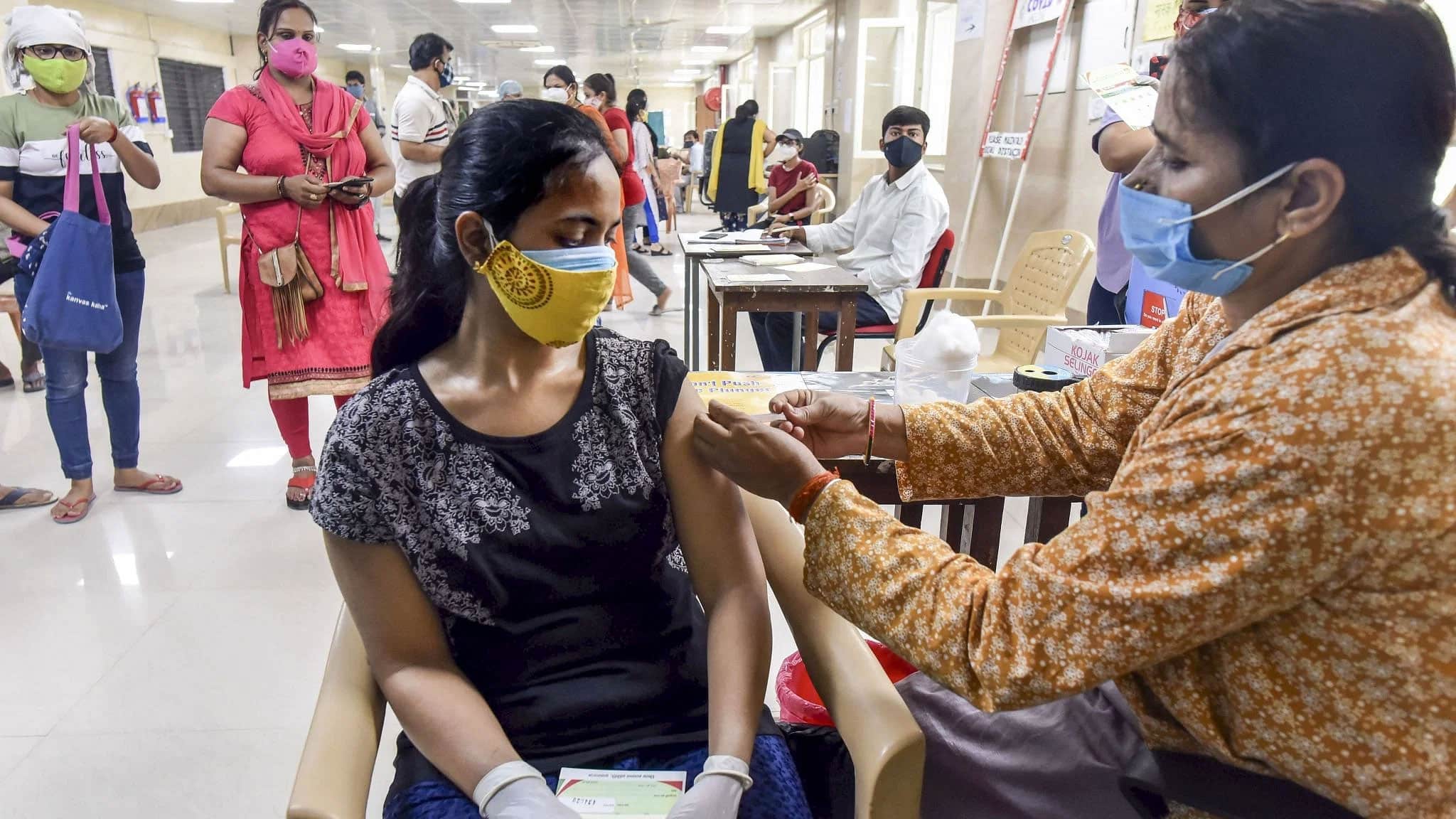 India reports 12,514 new COVID-19 infections, active cases lowest in 248 days