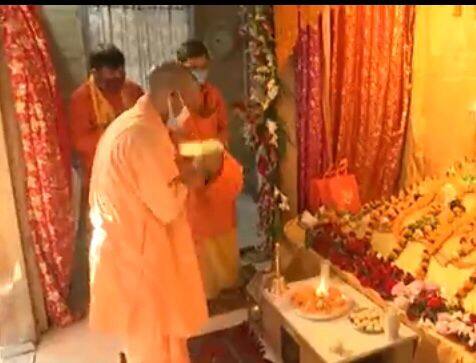 CM Yogi Adityanath celebrates Diwali in Ayodhya
