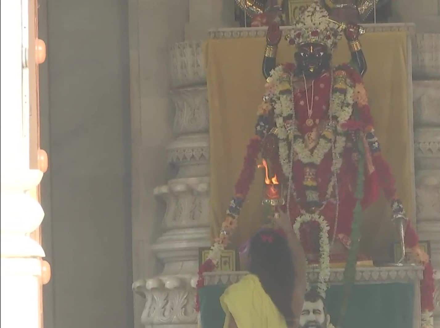 Prayers offered to goddess Kali