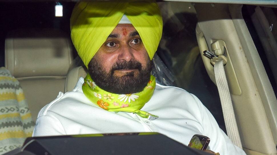 Navjot Singh Sidhu withdraws resignation as Punjab Congress chief