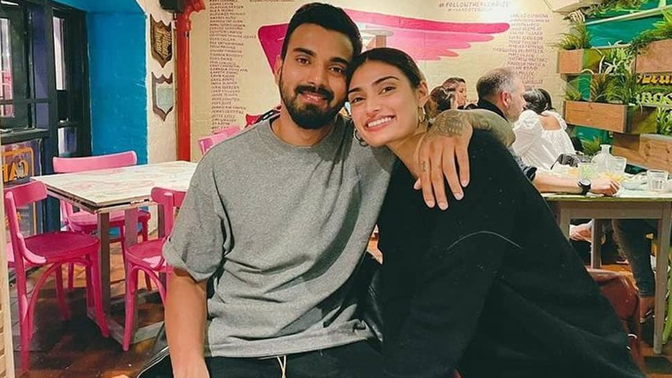 Cricketer KL Rahul and Athiya Shetty make their love Instagram official with adorable cosy pics!