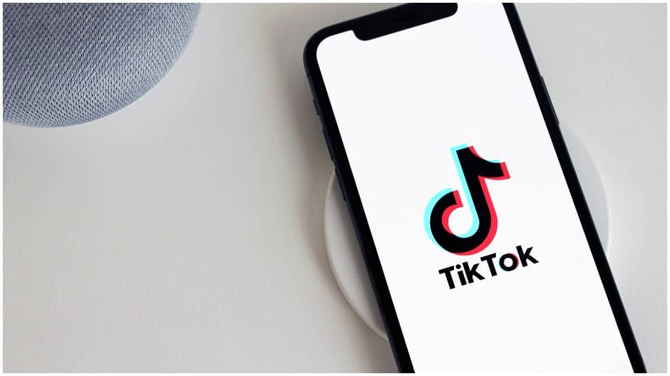 UK girl uses TikTok&#039;s famous silent distress signal for immediate help