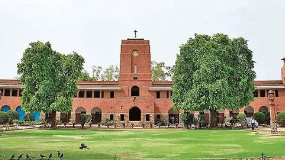 DU admission 2021: Delhi University releases 5th cut-off list, check details here