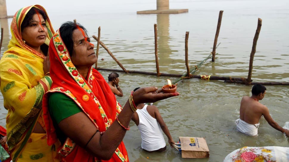 Devotees performing rituals 