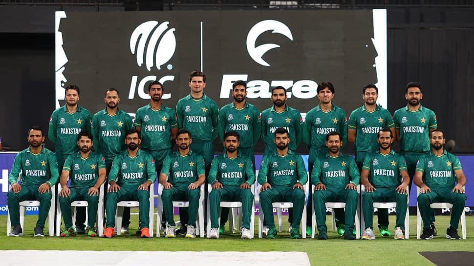 Pakistan vs Australia second semi-final, toss report: Aaron Finch wins toss and Australia opt to bowl