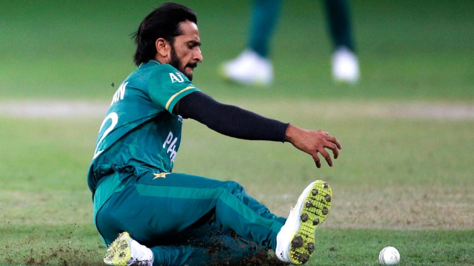 ‘Hasan Ali ko koi maafi nahi’: Twitter meledak setelah kekalahan pacer Pakistan di semifinal tim vs Australia |  Berita Kriket
