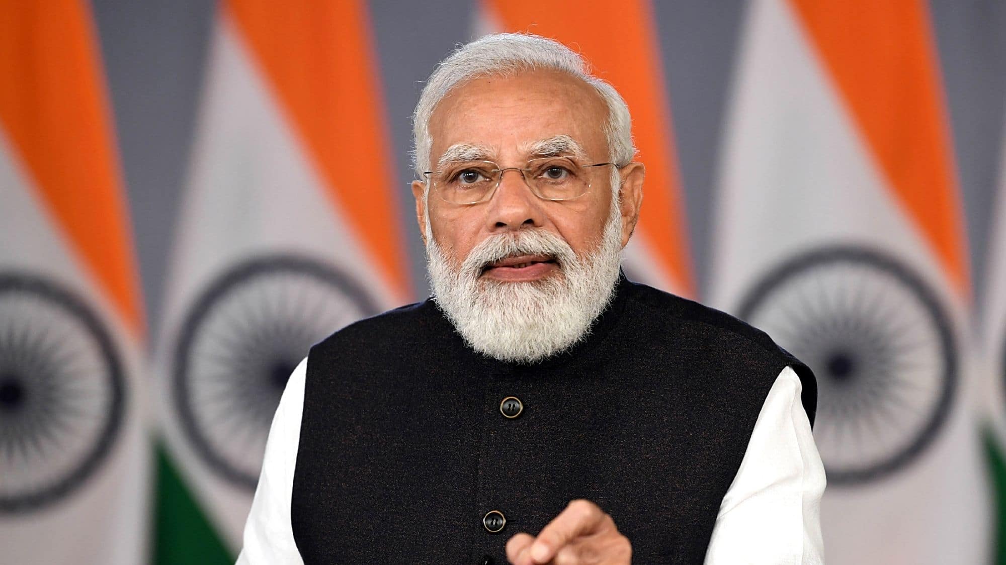 PM Narendra Modi lauds India's shift to digital transactions | India News |  Zee News