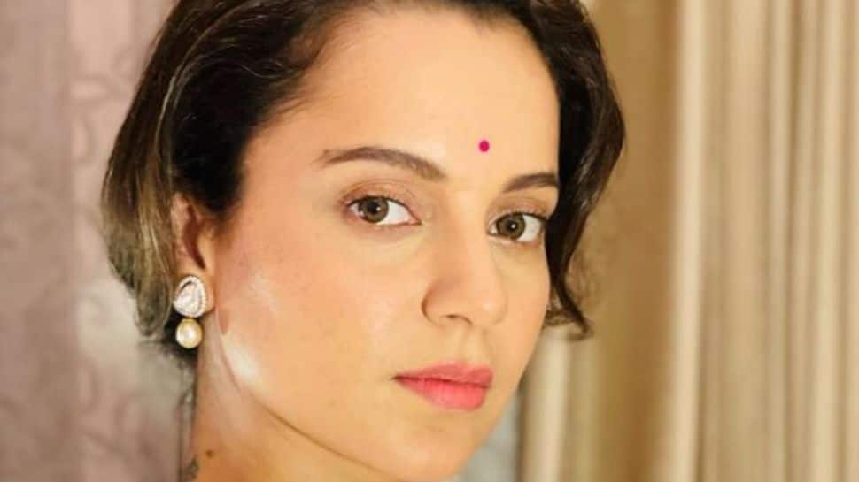 Kangana Ranaut&#039;s freedom comment: Protest in MP&#039;s Indore, actor&#039;s effigy burnt